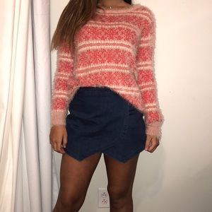 Jessica Simpson sweater